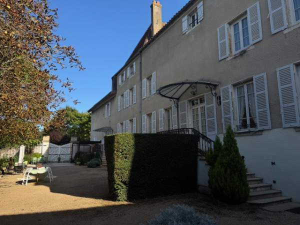 Offres de vente Propriete La Roche-Vineuse 71960